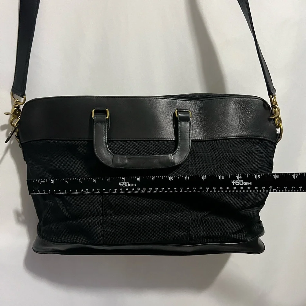 Vintage Coach Elegant Black Leather Men's Briefcase